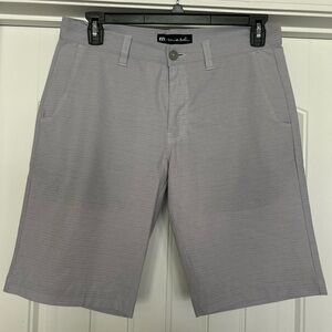 Men’s Travis Matthew Hybrid Shorts, size 32